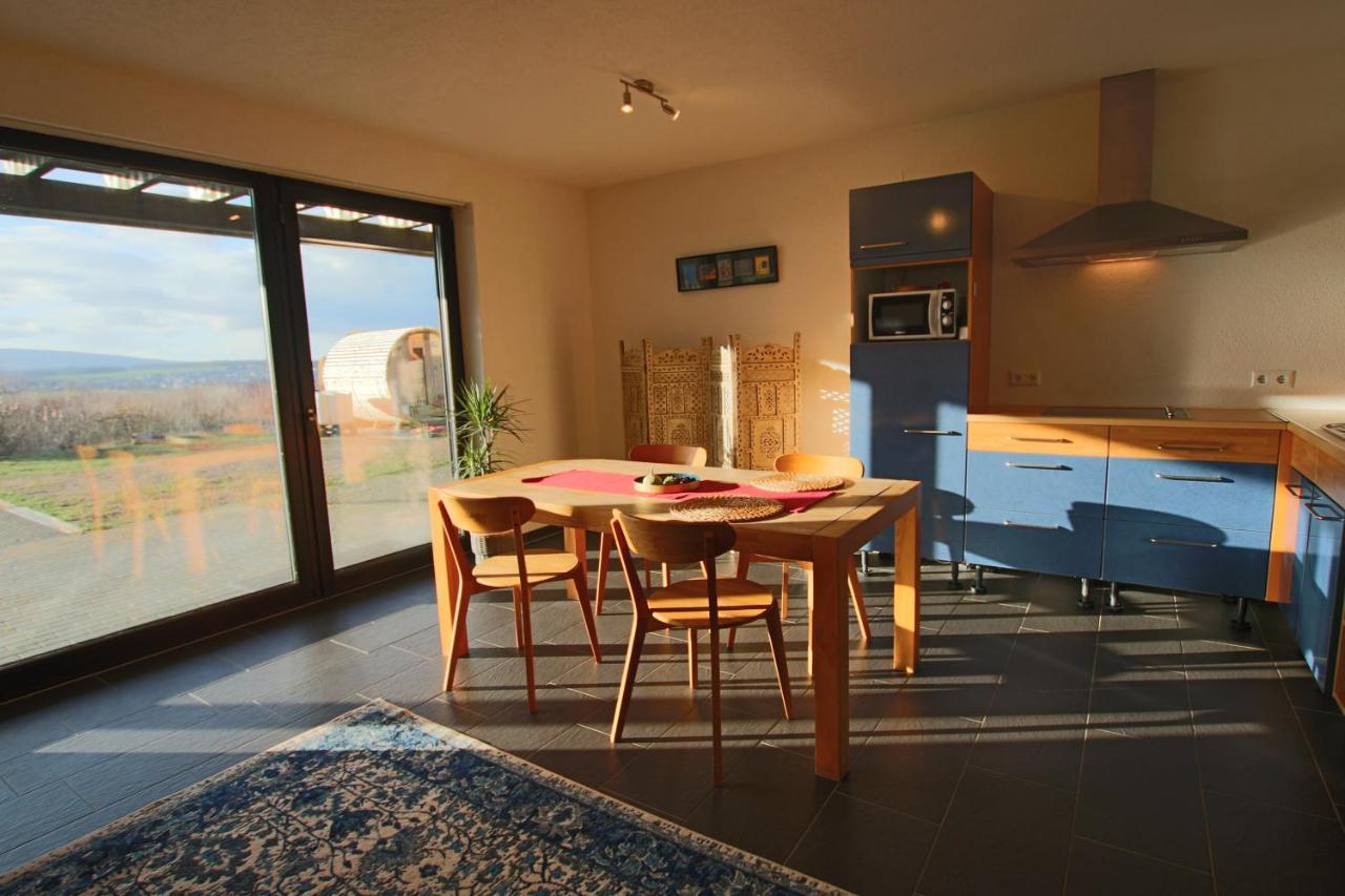 Hunsrueck Valley View Apartment With Cedar Sauna Bruschied Esterno foto