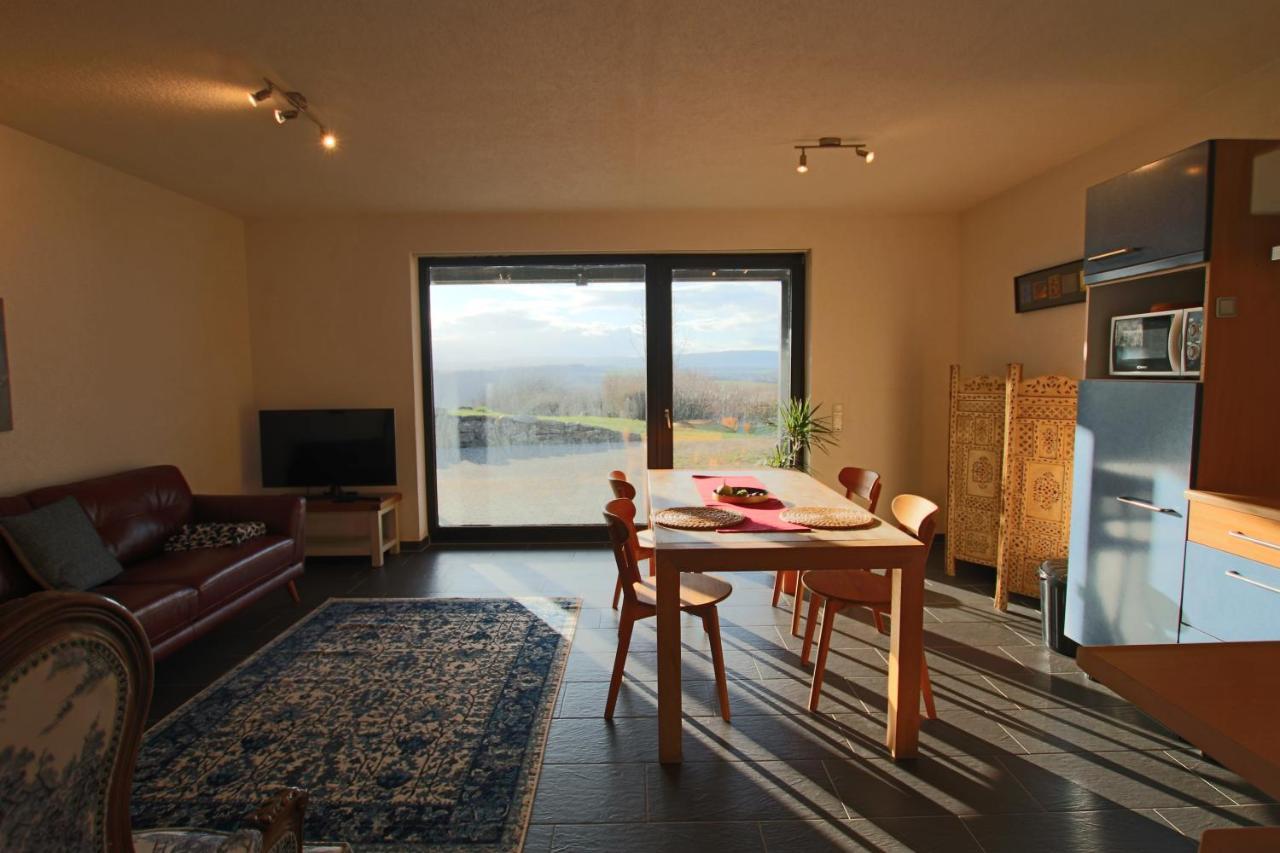 Hunsrueck Valley View Apartment With Cedar Sauna Bruschied Esterno foto