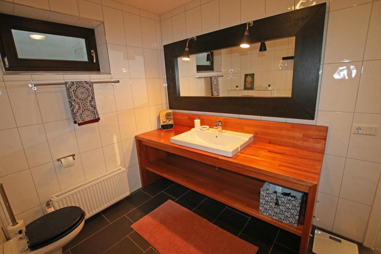 Hunsrueck Valley View Apartment With Cedar Sauna Bruschied Esterno foto