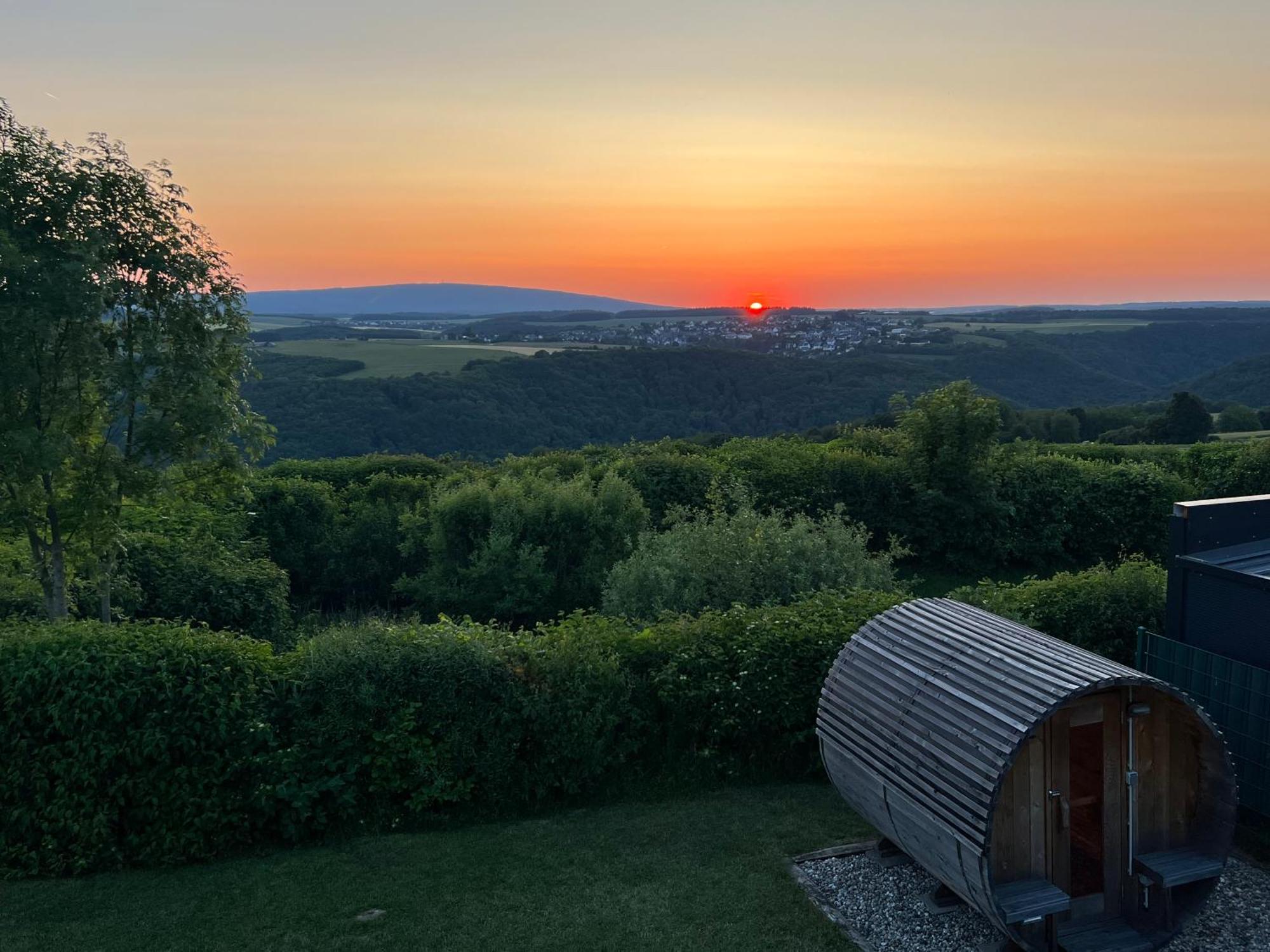 Hunsrueck Valley View Apartment With Cedar Sauna Bruschied Esterno foto